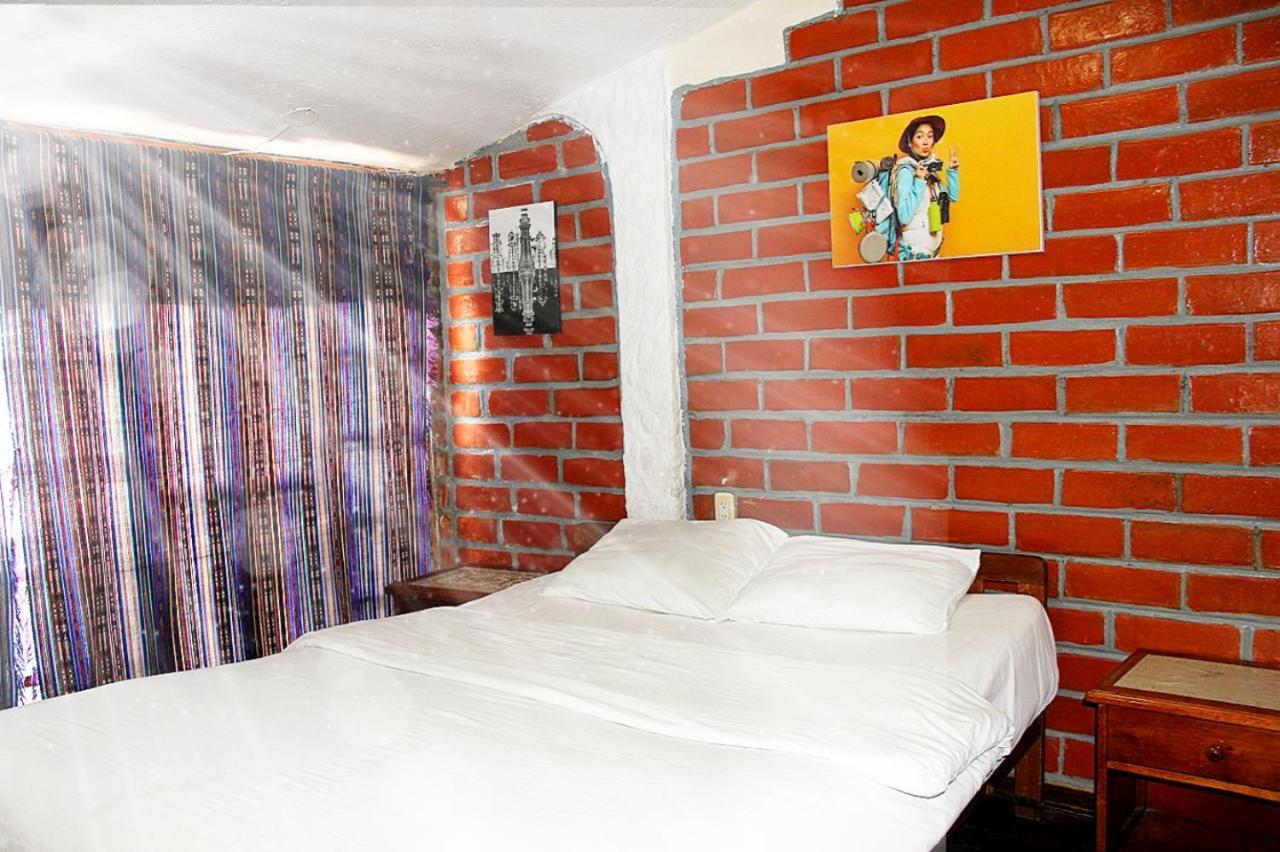 Hostal Inti Raymi Backpackers Baños Exterior foto